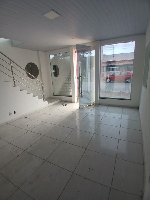 Im�vel Comercial - Aluguel - Espinheiros - Itaja� - SC