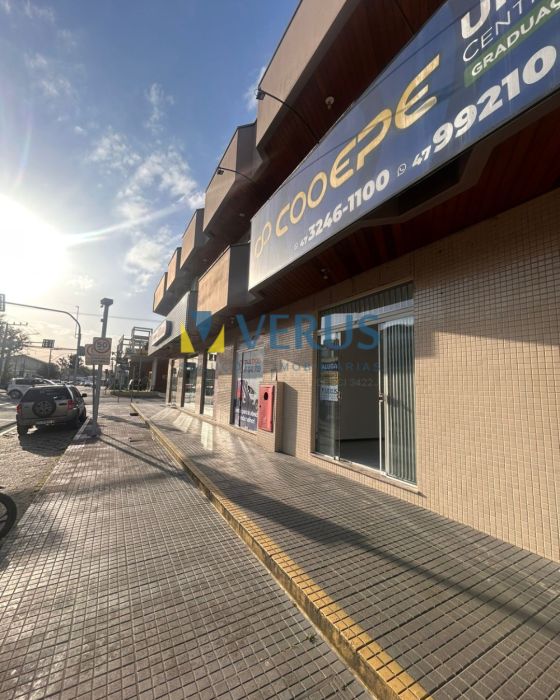 Imóvel Comercial - Aluguel - São João - Itajaí - SC