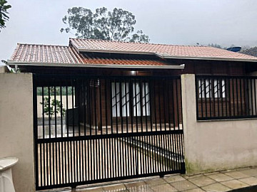 Casa com 02 Dormit�rios no S�o Roque