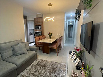 Casa com 03 Dormit�rios no Santa Regina