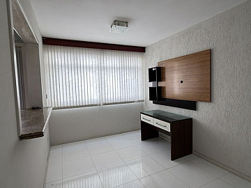 Apartamento com 02 Dormit�rios no S�o Jo�o