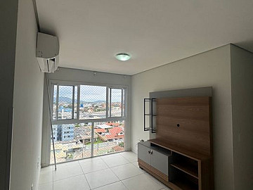 Apartamento com 03 Dormit�rios no Bairro S�o Jo�o
