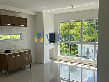 Apartamento com 02 Dormit�rios