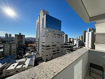 Apartamento com 01 Su�te no Bairro Centro | Churrasqueira