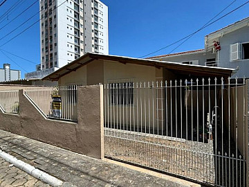 Casa com 02 Quartos no Bairro S�o Jo�o