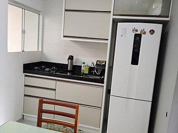 Casa Mobiliada com 02 Dormit�rios no Espinheiros