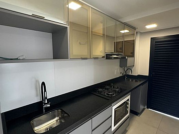 Apartamento com 01 Su�te + 01 Quarto | Ar-Condicionado